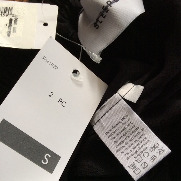 Sleeper Women’s Size Small Ostrich Trim Pajamas - Picture 5 of 8